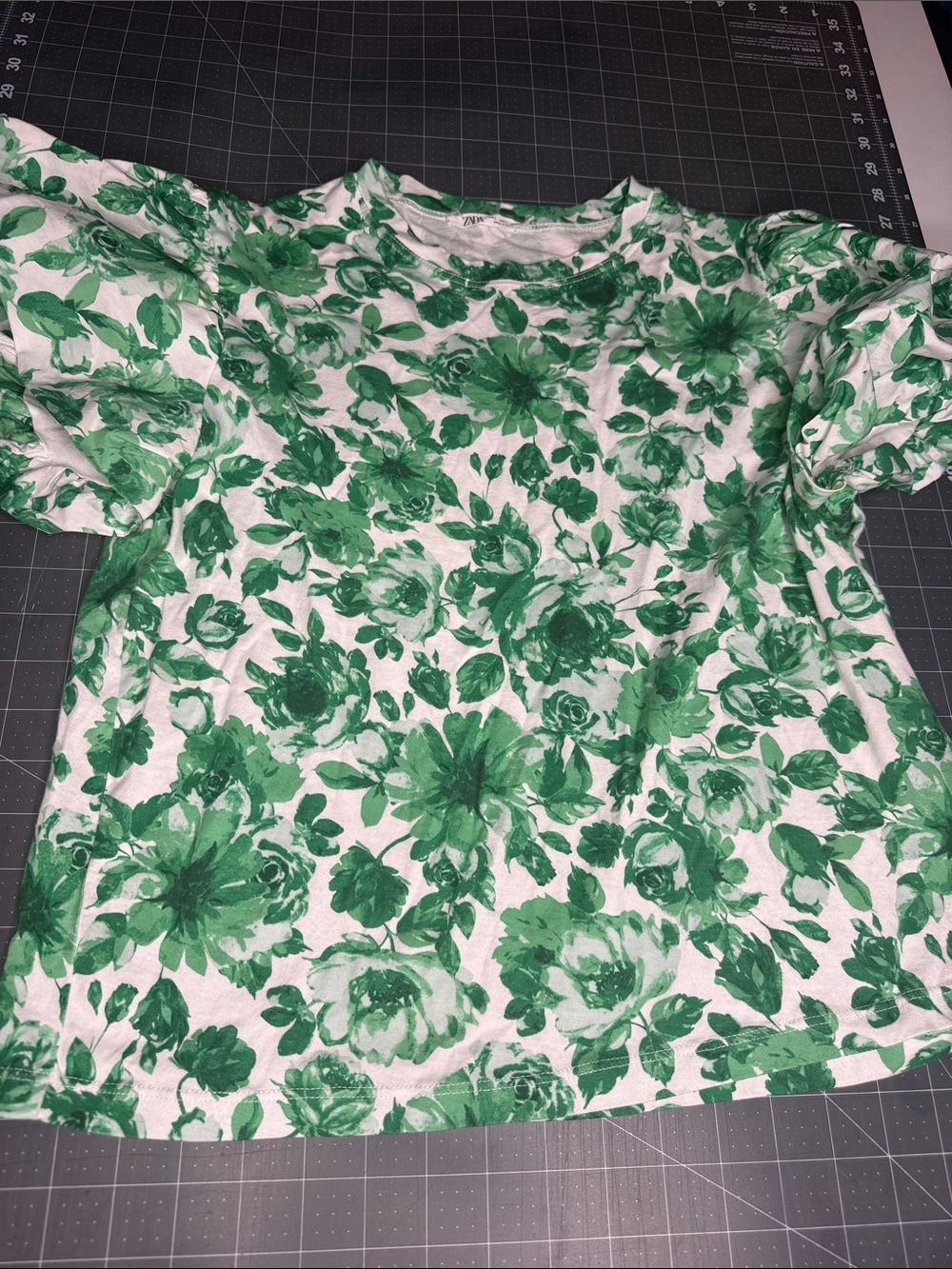 Zara White Tee with Green Floral Puff Sleeves